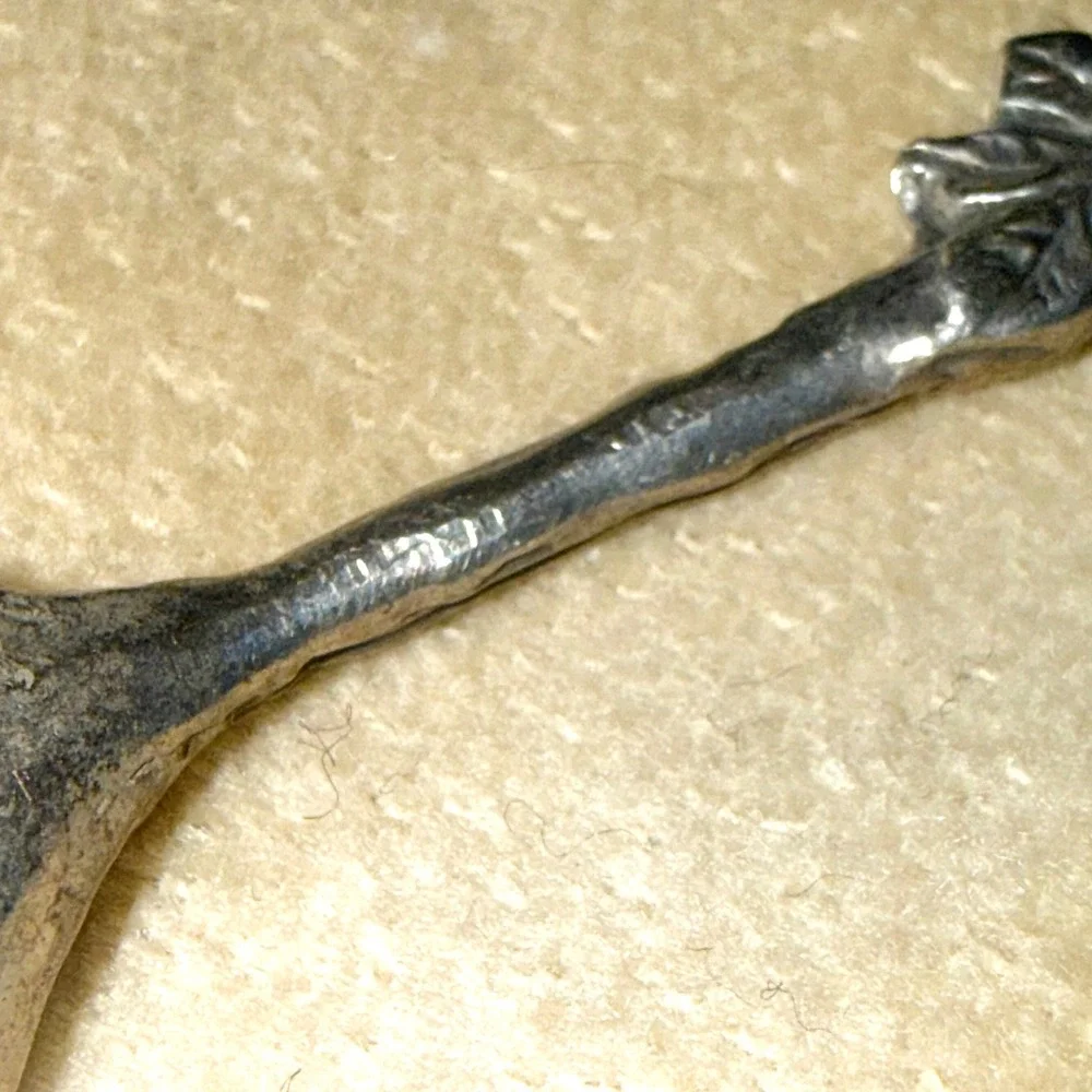 Reed & Barton Wild Rose Sterling Silver Salt Spoon Shell 5g Antique Flatware